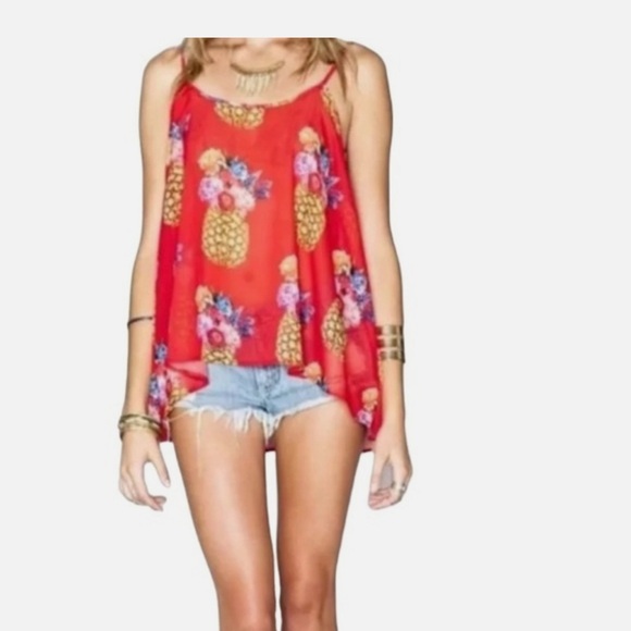 Show Me Your MuMu Tops - Show Me Your MuMu Red Floral Pineapple tunic xs